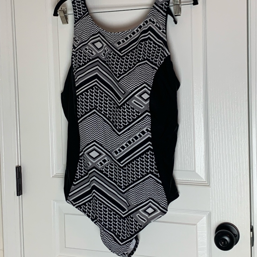 Magisculpt swimsuit